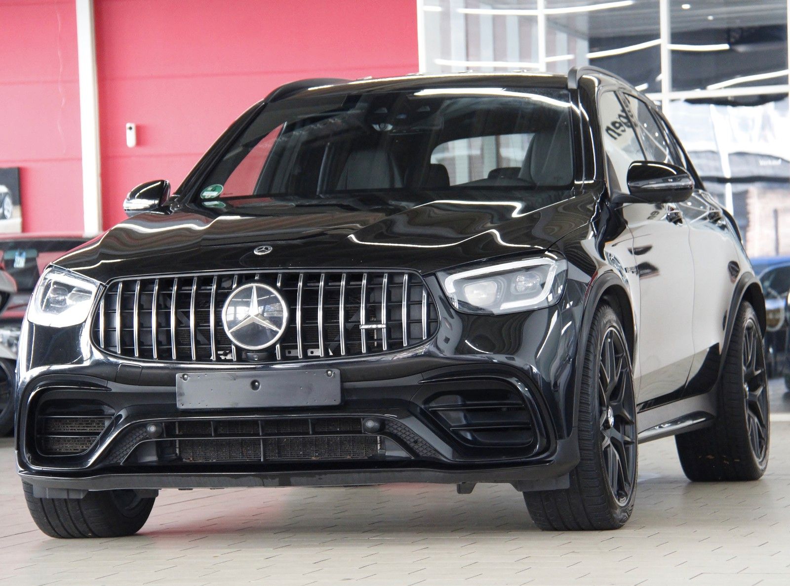 MERCEDES-BENZ GLC63 S AMG PERFORMANCE *SiTZE*KERAMiK*CARBON*