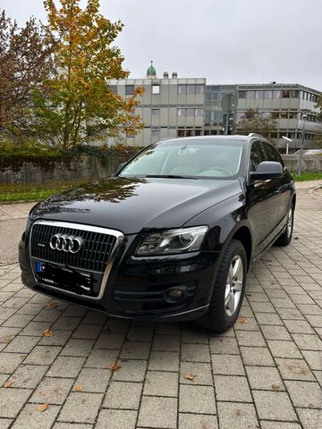 Audi Q5 2.0 TFSI S tronic quattro -