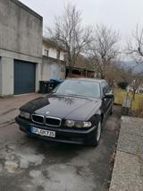 BMW 735i A - sehr gepflegter und originaler Zustand - BMW 735 aus 2000
