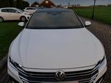 Volkswagen Arteon ***16599**NETTO**R-LINE**PANO 2.0 TDI ** - Volkswagen Arteon mit Diesel-Antrieb: Sportwagen