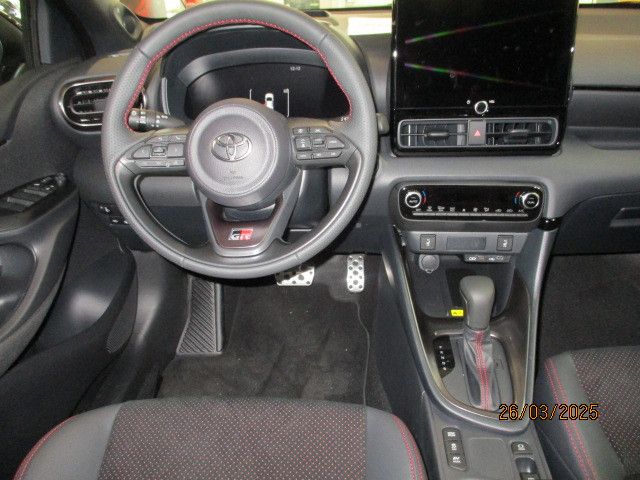 Fahrzeugabbildung Toyota Yaris Hybrid GR Sport
