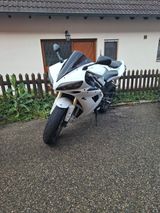 Yamaha Rn12 - YAMAHA 2004 R1