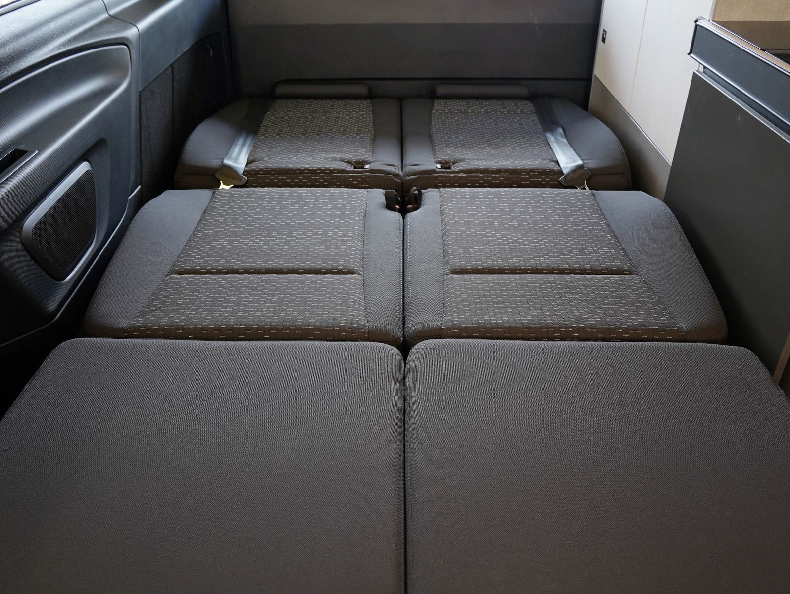 Fahrzeugabbildung Mercedes-Benz Vito Tourer 119 CDI Pro 4x4 lang PÖSSL/KÜCHE