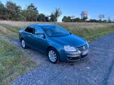 Volkswagen Vw Jetta 1.6 - gebrauchte VW Jetta aus dem Jahr 2006