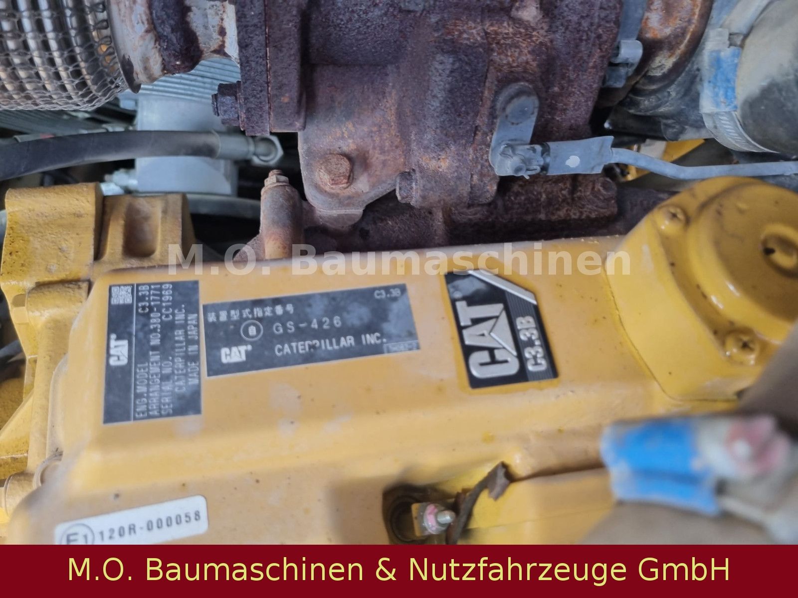 Fahrzeugabbildung CAT 906 H2 / Klappschaufel + Palettengabel/ SW /