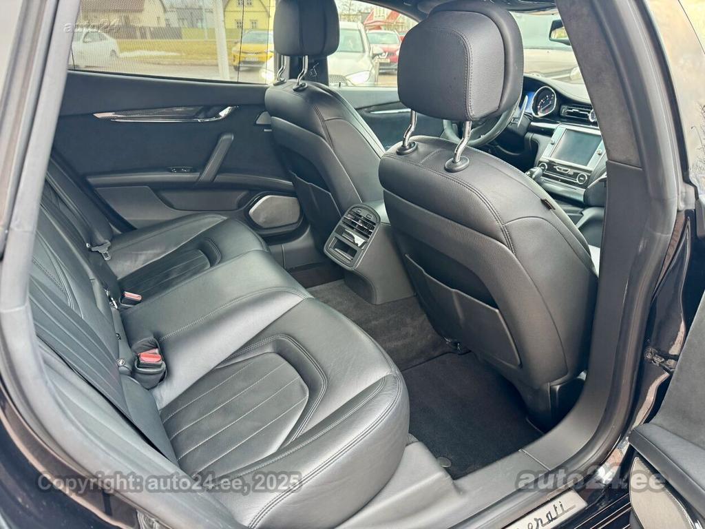 Maserati Quattroporte