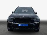 BMW X7 M50i - mit Benzin-Antrieb: Standheizung, Geländewagen