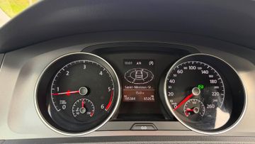 Volkswagen Golf - 9