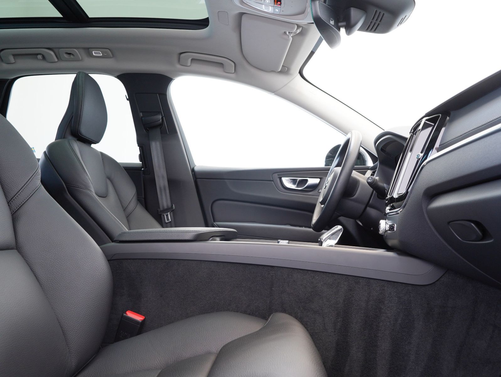 Fahrzeugabbildung Volvo XC60 B4 D AWD Inscription LED/GOOGLE/PANO/AHK