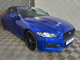 Jaguar XE 20d*R SPORT*BLACK PACK-XENON-R.KAM-ACC-SHZ-18 - Jaguar XE R-Sport mit Diesel-Antrieb