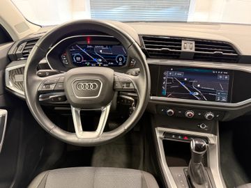 Audi Q3 - 12