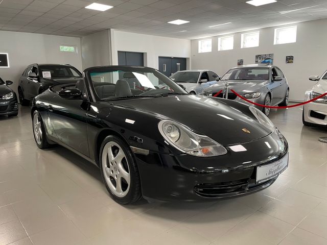 Porsche 996 Carrera 4 Cabrio/3 Hand/Scheckheft/DE