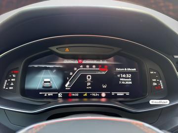 2025 AUDI RS6 photo 10