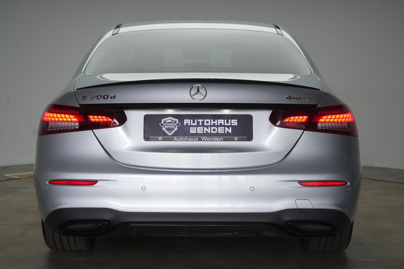 Mercedes-Benz E 300 d 4Matic 9G-Tronic Night AMG Distronic Kam foto 5