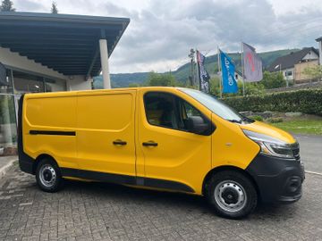 Renault Trafic - 2