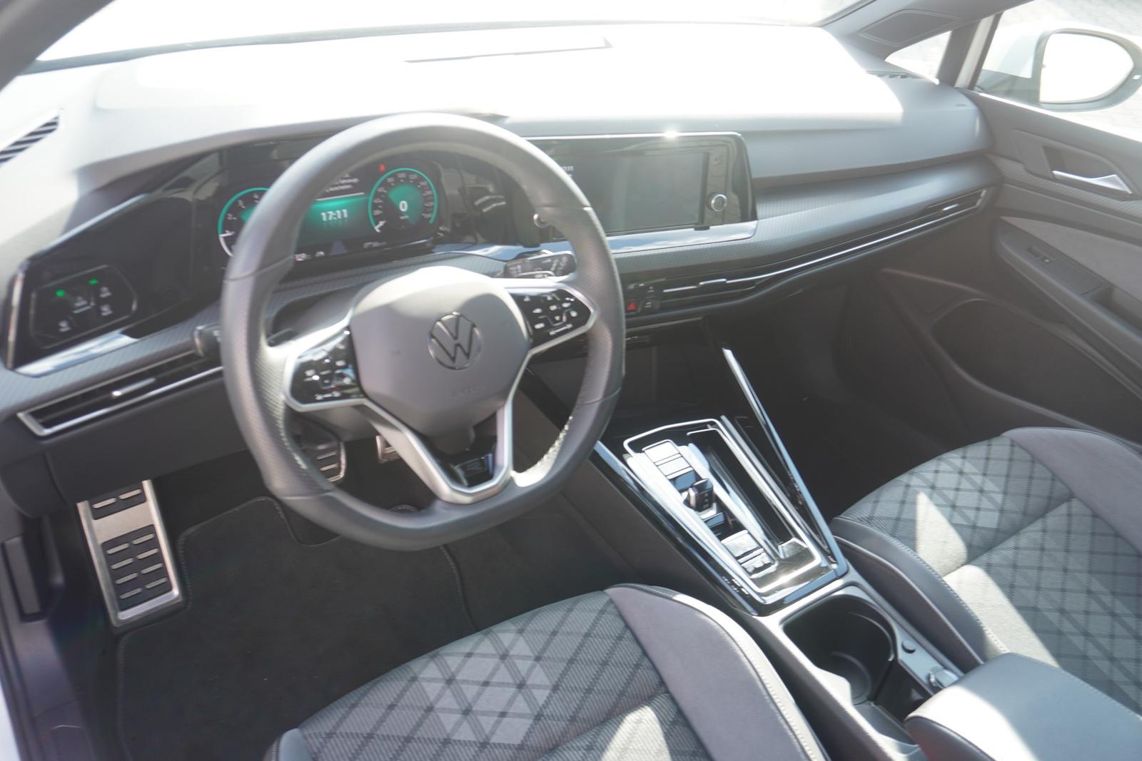 Volkswagen Golf VIII 1.5 eTSI DSG R-Line LED App Connect, миниатюра 17