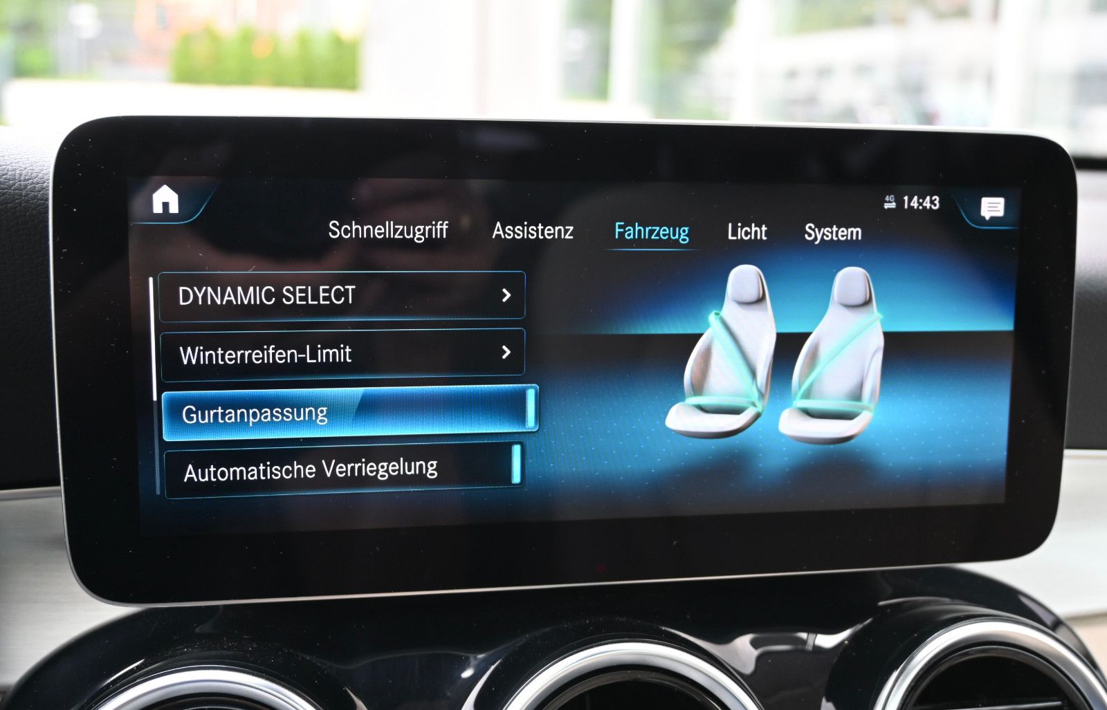 Fahrzeugabbildung Mercedes-Benz GLC 300 d 4MATIC °ACC°PANORAMA°STANDHEIZ°360°KAM