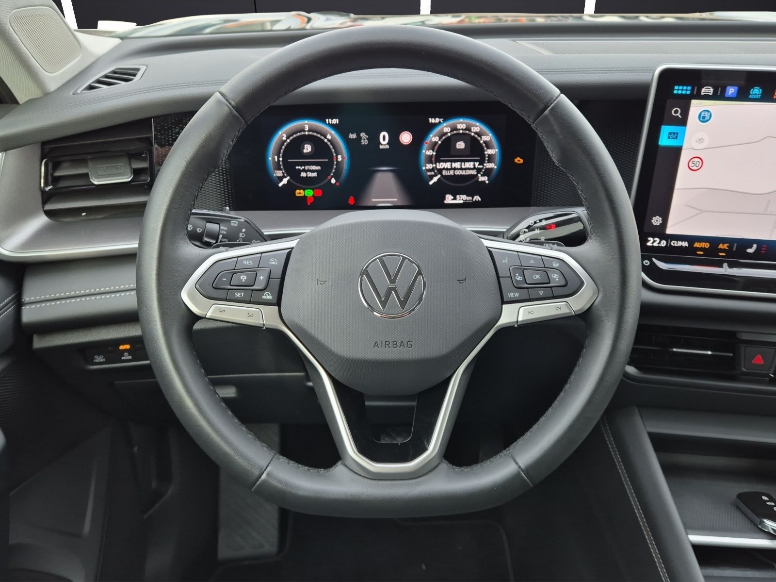 Fahrzeugabbildung Volkswagen Tayron TDI Life DSG 4M Matrix 7-Si. AHK Navi AID