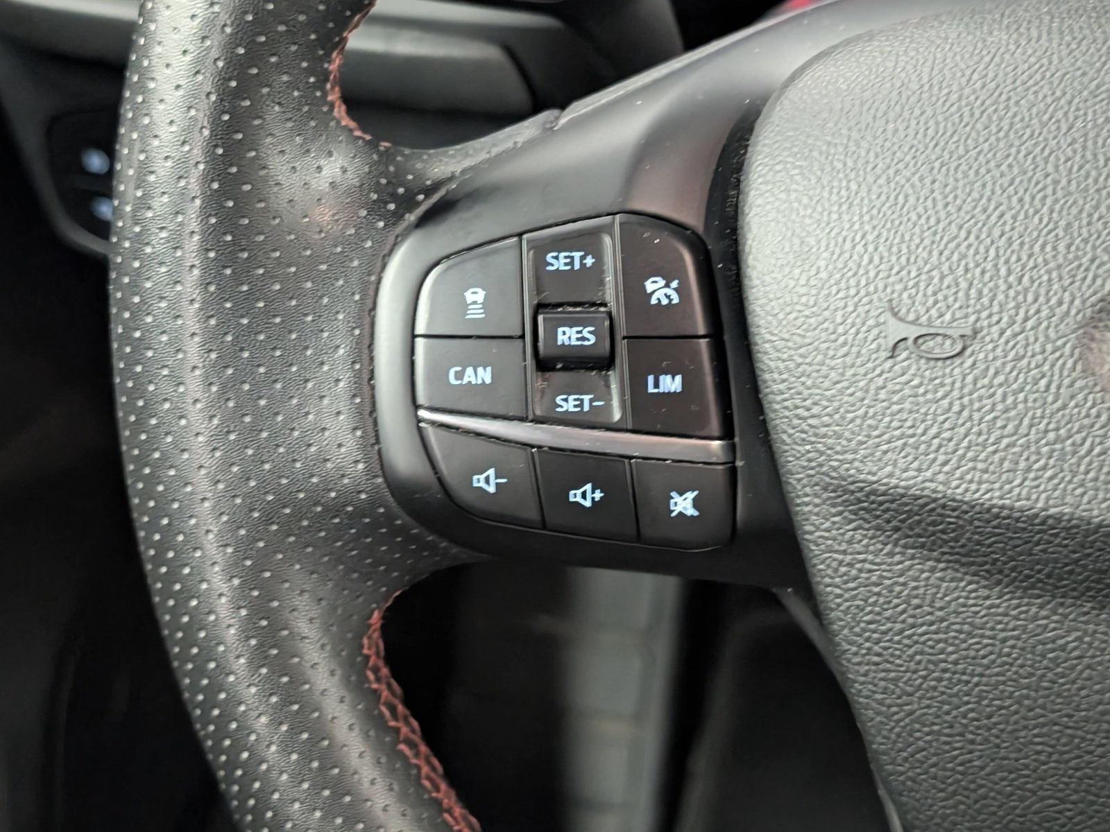 FORD Focus  Turnier 1.0 MHEV ST-Line Navi ACC – Bild 30