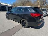 Kia Ceed SW / cee d SW 1.6 Dream Team + - schwarze Kia cee'd Sportswagon