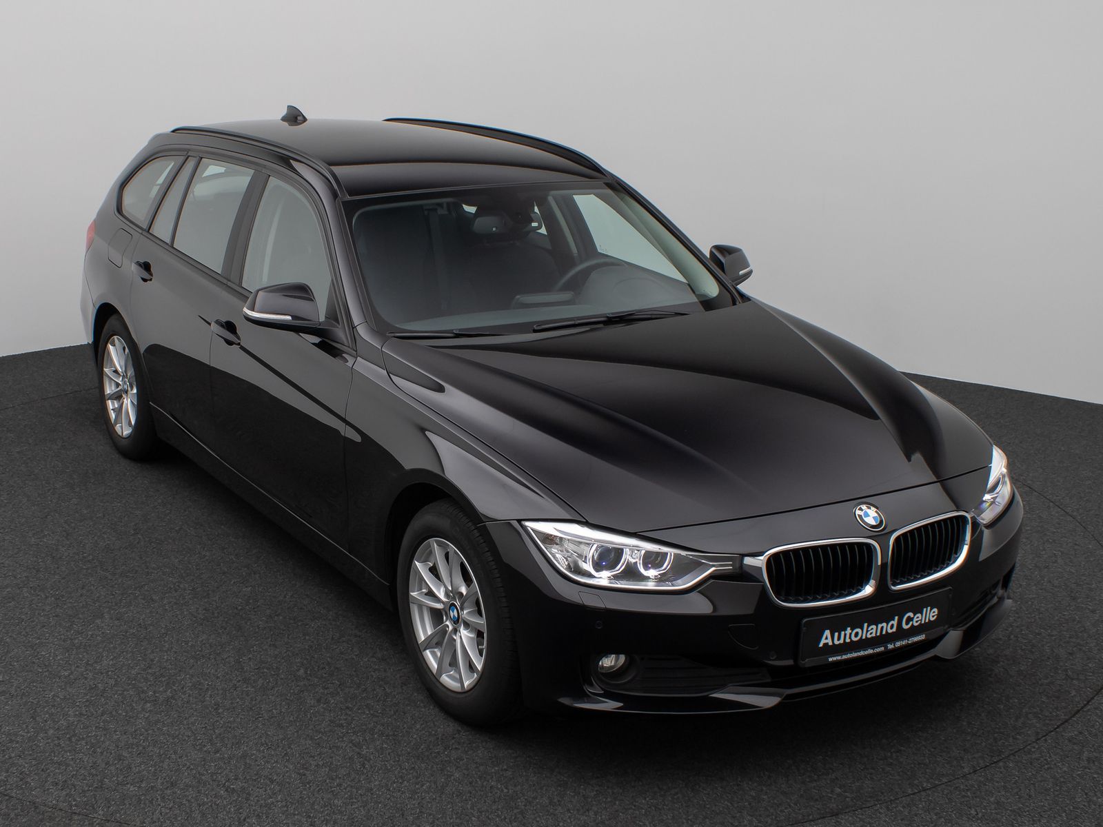Fahrzeugabbildung BMW 320d Navi PDC Sitzhzg Xenon Geschwindigkeitsreg