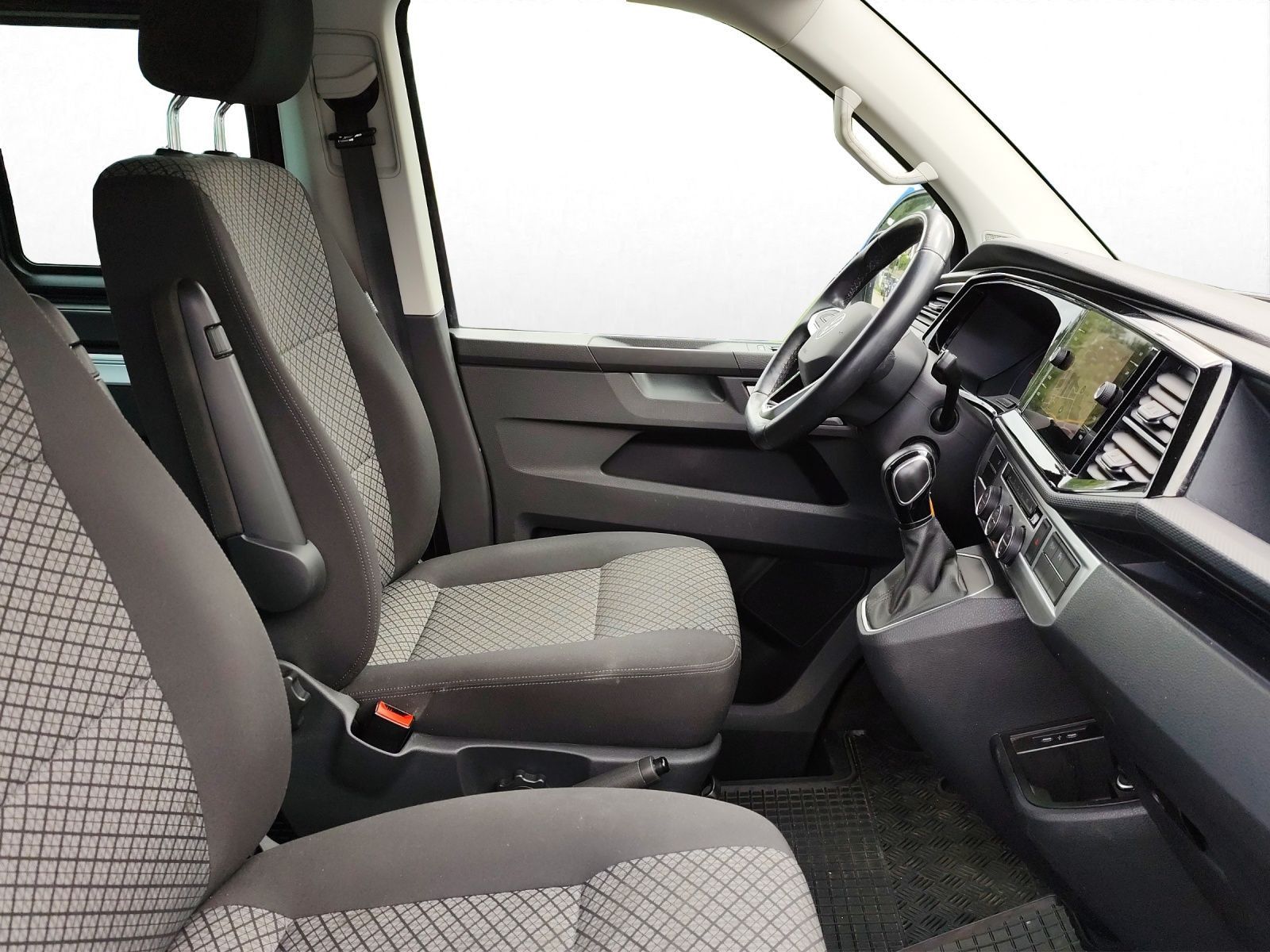 Volkswagen T6.1 Multivan 2.0 TDI DSG TRENDLINE*7-SITZER*AHK foto 4