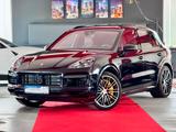 Porsche Cayenne TurboS ACC Pano 360°SportDesign18Wege 22 - Porsche Cayenne: 3.2