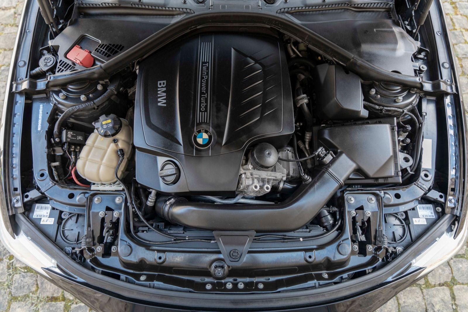 Fahrzeugabbildung BMW 435IX GC M-PERFORMANCE HUD H&K KAM NAV ALC