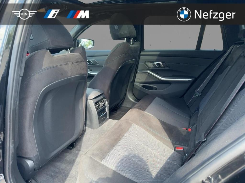 BMW M340i xDrive Touring Park-Assistent PANO LED H&K