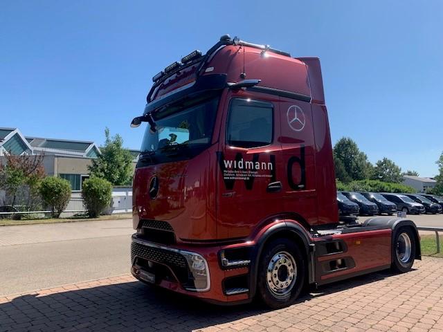 Mercedes-Benz Actros 1853 LS GigaSpace 4xSHZ ACC AHK AUT Kam.