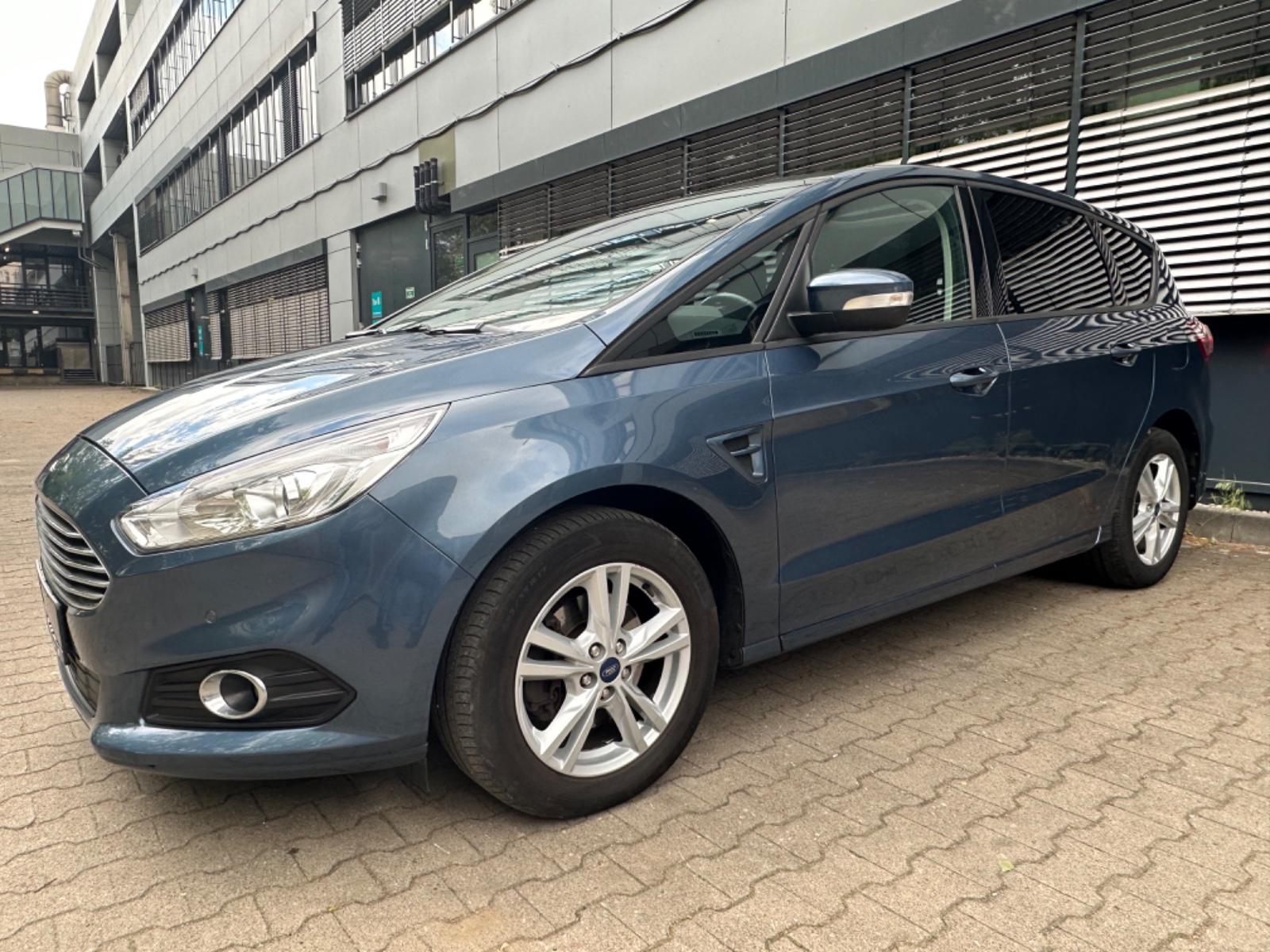 Ford S-MAX 2.0 ECOBLUE BUSINESS AHK/NAV/PANO/RFK/PDC