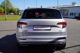 Skoda Karoq 2.0 TDI Sportline 4x4 DSG LED Navi PDC - silberne Skoda Karoq