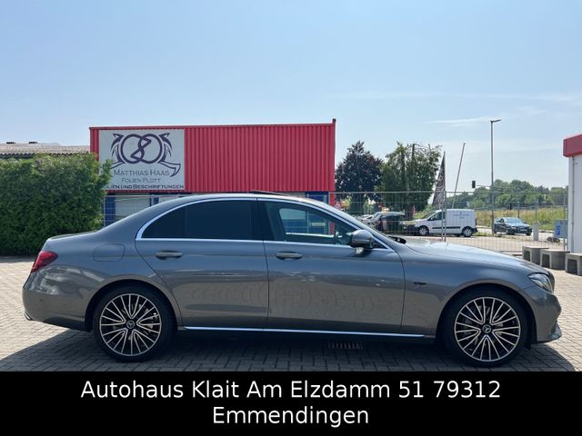 Fahrzeugabbildung Mercedes-Benz E 300 de Lim. Airmatic Head Up Widescreen