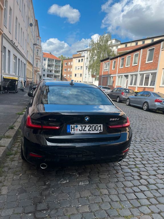 Image of BMW 320