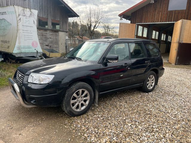 Subaru Forester 2.0 X Celebration