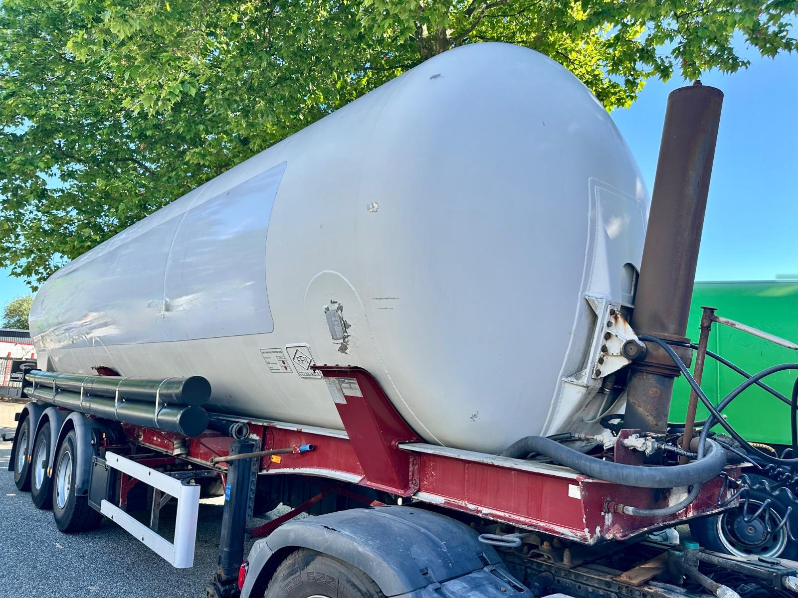 Feldbinder KIP 45.4  Kipp Silo 45m3   3-Achser  TÜV 06/2027