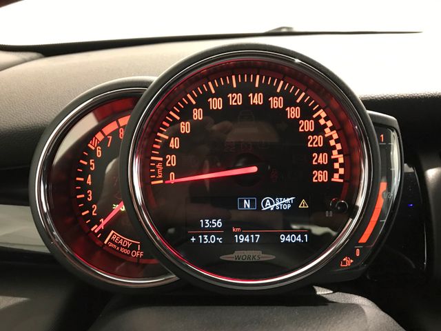 MINI MINI John Cooper Works PDC 18" APP NAV LED DDC