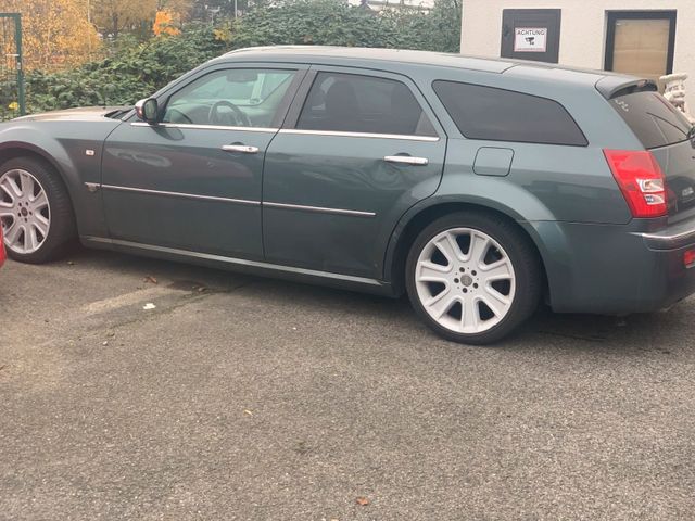 Chrysler CHRYSLER 300C TOURING 3,0 CRD MIT TÜV