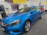 Mercedes-Benz A 180 Urban BlueEff. Xenon,Tempom.,Navi,Park-Ass - Mercedes-Benz A 180: Blau