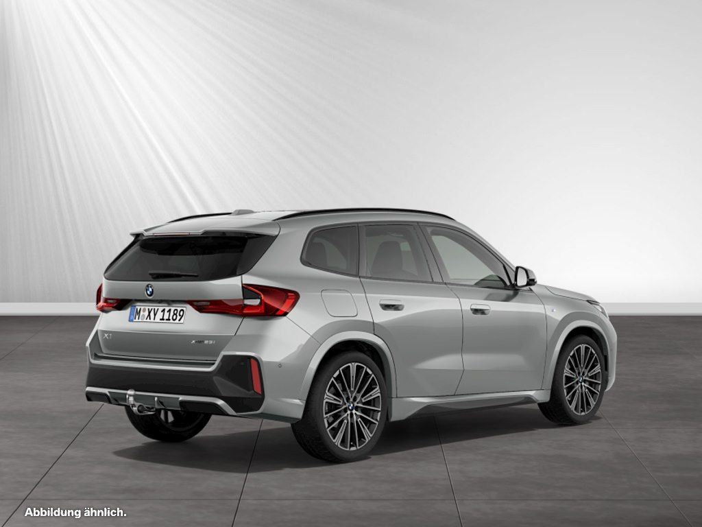 BMW X1 xDrive23i M Sport AHK Pano DAProf. Head-Up foto 2