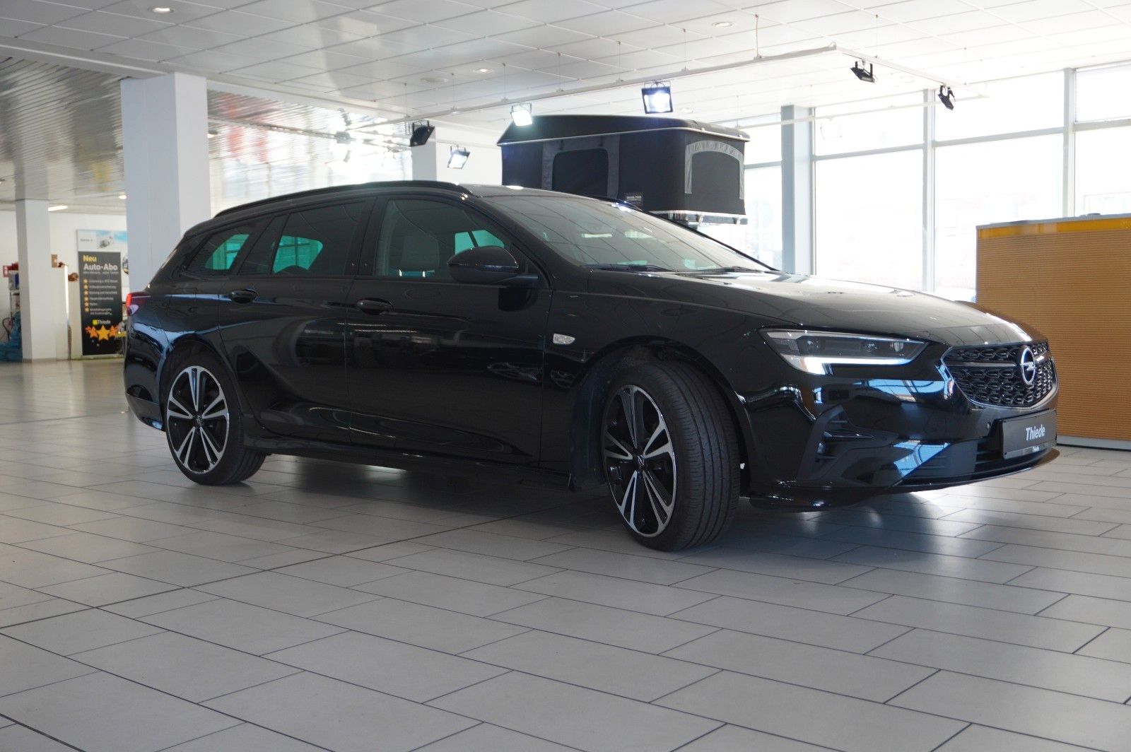 Fahrzeugabbildung Opel Insignia B ST 2.0D ULTIMATE NAVI/OPC/VIRT/SH/AHK