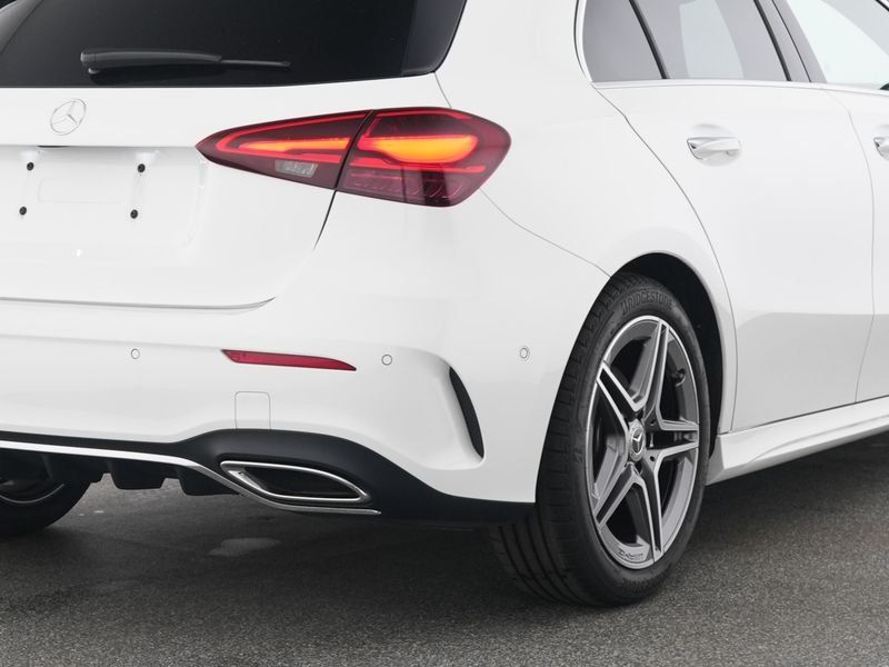 Fahrzeugabbildung Mercedes-Benz A 200 AMG*Pano*HUD*360°*MultiBeam*Memory*Totwin*