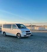Volkswagen VW T5 Caravelle  gepflegt, idealer Camper... - gebrauchte VW T5 Caravelle aus dem Jahr 2005