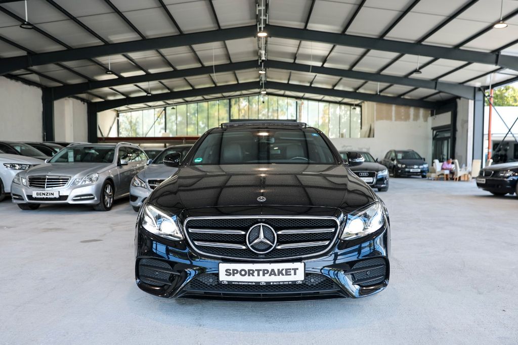 Image of Mercedes-Benz E 220