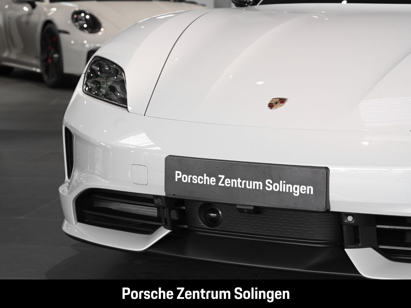 Porsche Taycan 4 Black Edition PANO SportDesign 21'' Bei foto 7