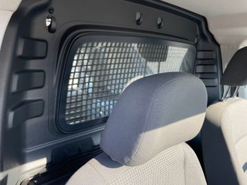 Volkswagen Caddy - 11