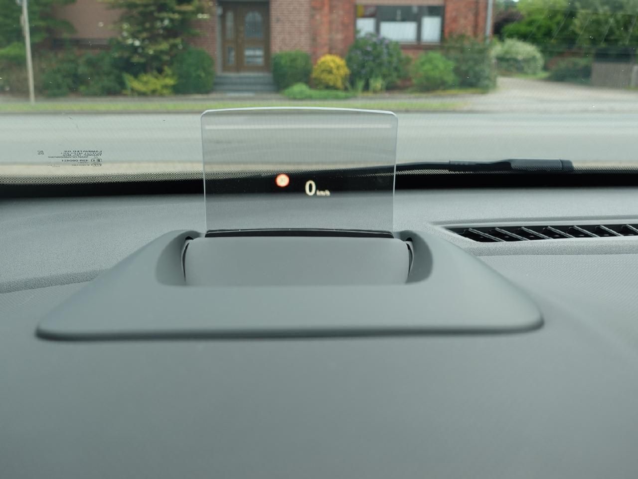 Fahrzeugabbildung Opel Crossland 1,2 Ultimate Automatik