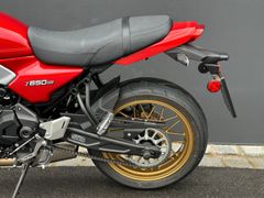 KAWASAKI Z 650 RS ABS 1.Hand nur 52 km + GARANTIE