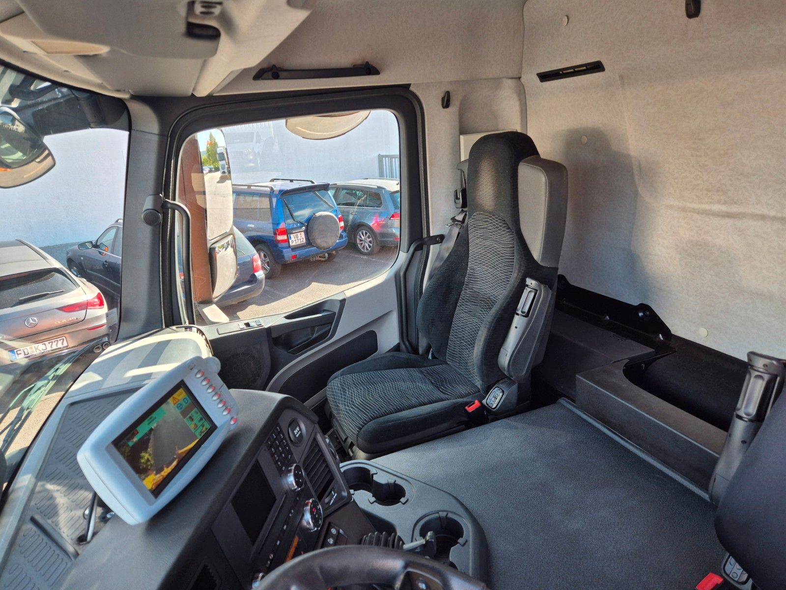 Fahrzeugabbildung Mercedes-Benz Actros 2533 L Faun Variopress II524 V19 Zoeller