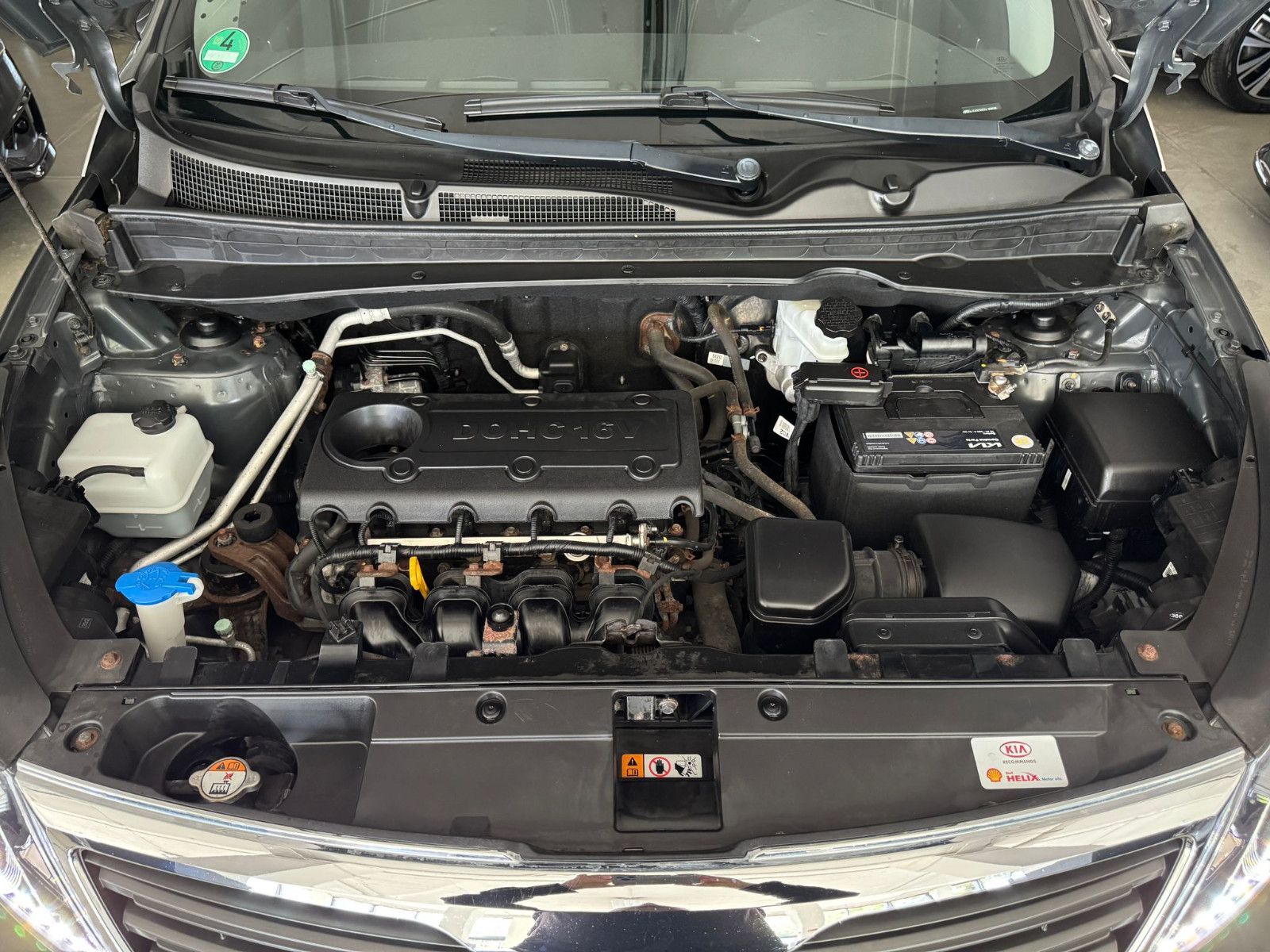 Kia Sportage 2.0 VISION 4WD AUTOMATIK UNFALLFREI 1H